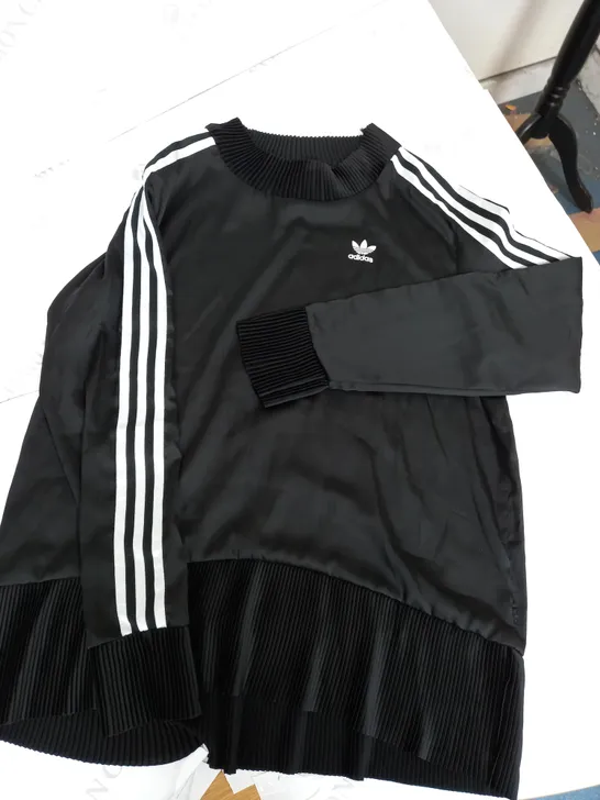 ADIDAS WOMENS TOP WITH FRILLED EDGES - SIZE 10 