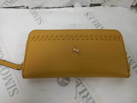 ASHWOOD ZIPPED LEATHER WALLET IN MUSTARD YELLOW