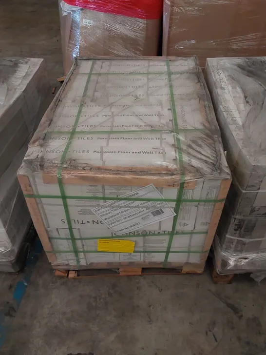 PALLET OF APPROX 32 X CARTONS OF JOHNSON TILES, NATURAL OYSTER PORCELAIN FLOOR & WALL TILES - 8 TILES PER CARTON // TILE SIZE: 300 x 600 x 9.8mm