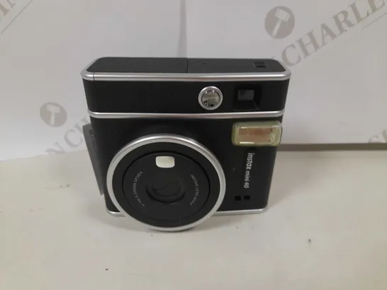 BOXED FUJIFILM INSTAX MINI 40 INSTANT CAMERA