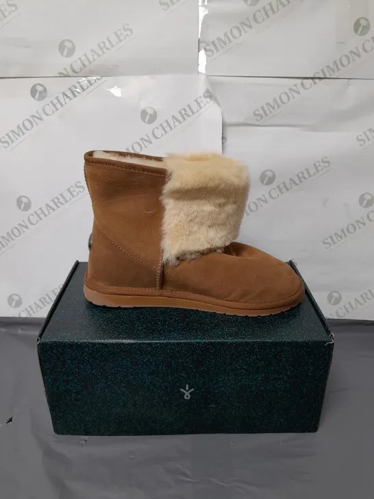 EMU AUSTRALIA PLATINUM LARA MINI FUR LINED BOOTS CAMEL SIZE 7