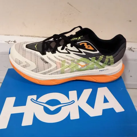 BOXED HOKA ONE TECTON X 2 TRAIL RUNNING SHOES SIZE 9.5