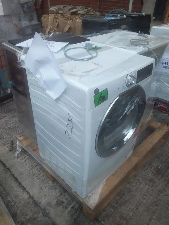 HOOVER HLEV10DG 10KG VENTED TUMBLE DRYER, RUSSELL HOBBS DRINKS & WINE COOLER WITH GLASS DOOR AND HOOVER H-DRY 300 9KG CONDENSER TUMBLE DRYER WHITE