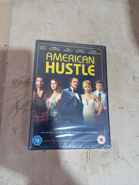 LOT OF APPROX 40 'AMERICAN HUSTLE' DVDS