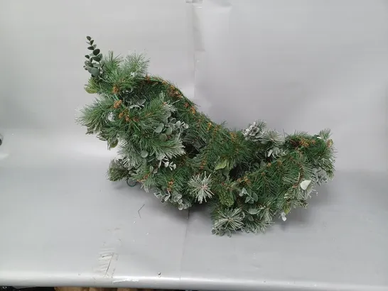 BOXED K BY KELLY HOPPEN COTSWOLDS GREENERY CHRISTMAS DECORATION - GARLAND 