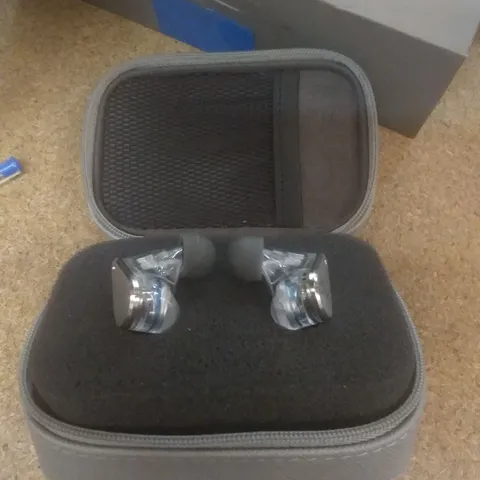 BOXED MOONDROP WIRELESS EARPHONES