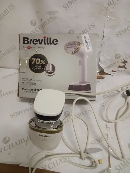 BREVILLE COMPACTSTEAM FOLDABLE GARMENT STEAMER