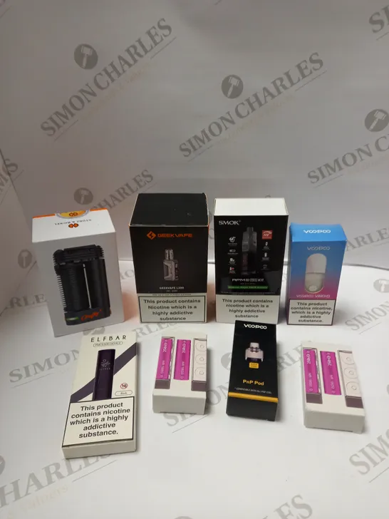 BOX OF APPROXIMATELY 30 ASSORTED VAPING ITEMS TO INCLUDE VOO-POO POD, SMOK RPM KIT, ELFBAR BLACK ETC