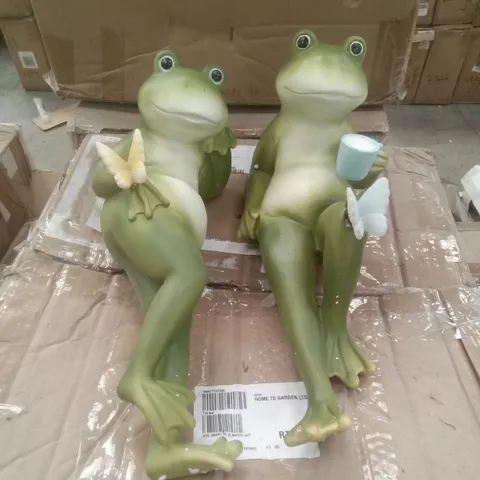 BOXED GARDEN RELAXED FROGS ORNAMENTS