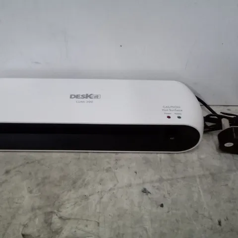 BOXED DESK IT A4 LAMINATOR 