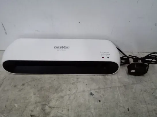 BOXED DESK IT A4 LAMINATOR 