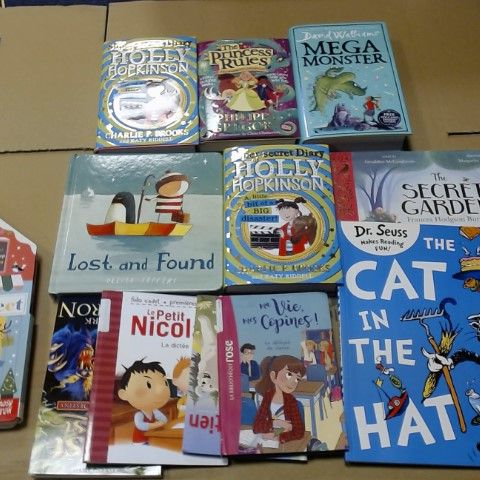 LOT OF ASSORTED CHILDRENS BOOKS TO INCLUDE THE CAT IN THE HAT, LOST AND FOUND AND MEGA MONSTERS