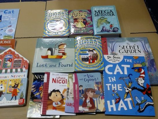 LOT OF ASSORTED CHILDRENS BOOKS TO INCLUDE THE CAT IN THE HAT, LOST AND FOUND AND MEGA MONSTERS