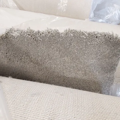 ROLL OF QUALITY ULTIMATE IMPRESSIONS PLUSH CARPET // APPROXIMATELY 4.45M LENGTH X 4M WIDTH 
