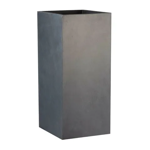 BOXED CONTEMPORARY LIGHT CONCRETE GARDEN TALL SQUARE PLANTER, OUTDOOR PLANT POT - DARK GREY // SIZE UNSPECIFIED (1 BOX)