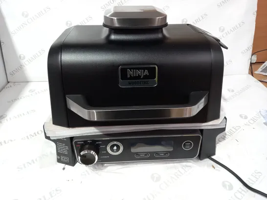 BOXED NINJA WOODFIRE ELECTRIC BBQ GRILL & SMOKER WITH AIR FRY FUNCTION OG701UKQ