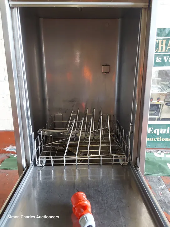 EUT PASS THROUGH FREESTANDING DISHWASHER