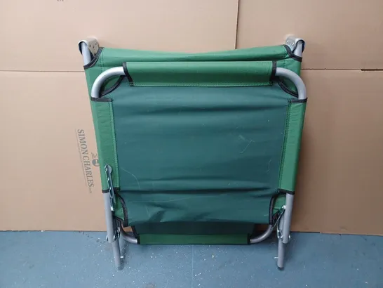 METAL RECLINING DECK CHAIR WITH GREEN COVER - COLLECTION ONLY