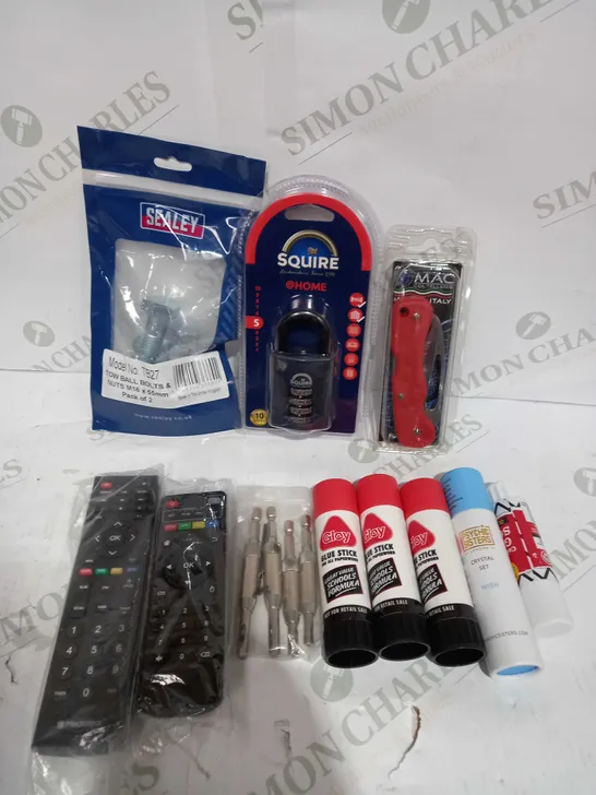 BOX TO CONTAIN APPROX 25 X ASSORTED HOUSEHOLD PRODUCTS, INCLUDES GLUE STICKS, LOCK, REMOTES, KNIFE ETC 