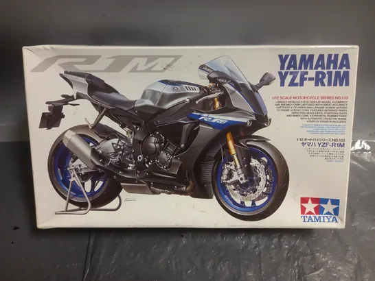 TAMIYA YAMAHA YZF-R1M 1/12 SCALE MOTORCYCLE