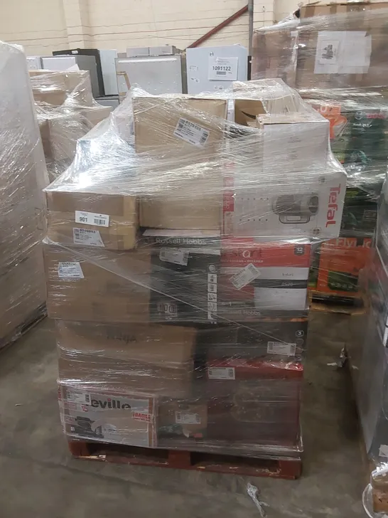 PALLET OF APPROXIMATELY 71 UNPROCESSED RAW RETURN HOUSEHOLD AND ELECTRICAL GOODS TO INCLUDE;