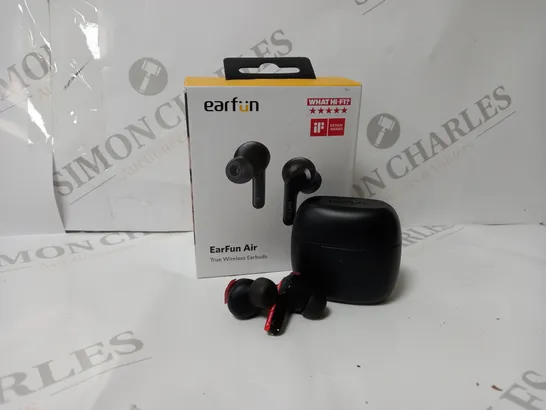 BOXED EARFUN TW200 WIRELESS EARBUDS 