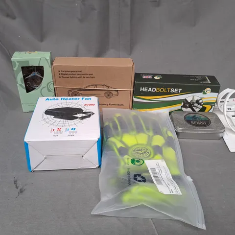 MEDIUM BOX OF ASSORTED AUTOMOBILE PARTS TO INCLUDE AUTO HEATER FAN, HEAD BOLT SET AND BIKE GLOVES