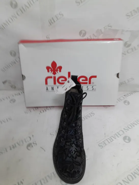 BOXED REIKER LACE UP BOOTS IN NAVY - SIZE 4