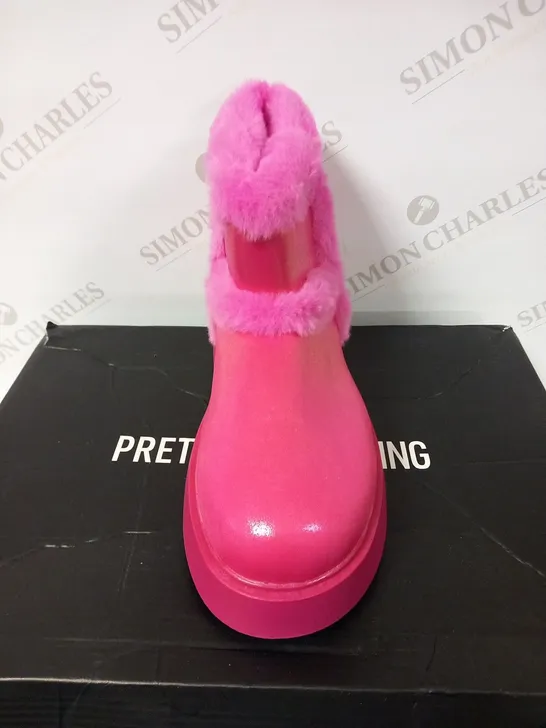 BOXED PRETTY LITTLE THING PINK FAUX FUR SEAM ANKLE BOOTS SIZE 6