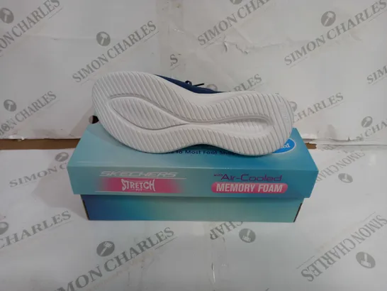 BOXED PAIR OF SKECHERS STRETCH FIT ULTRA FLEX 3.0 SHOES NAVY UK SIZE 6