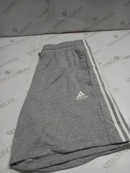 ADIDAS FLEECED GREY SHORTS SIZE XL