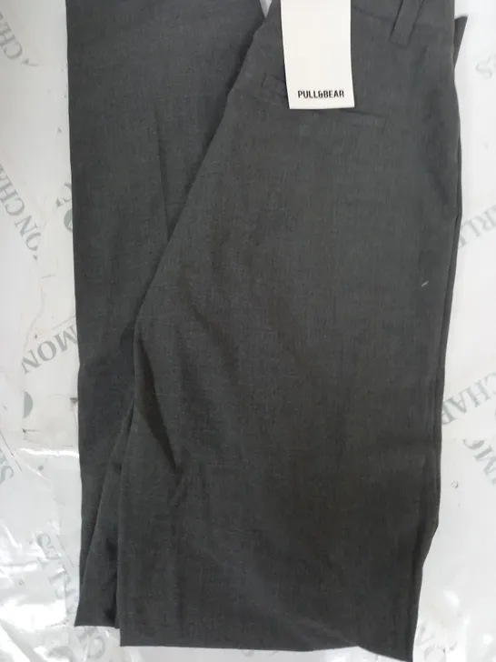 PULL&BEAR STRAIGHT TROUSERS IN GREY SIZE 6