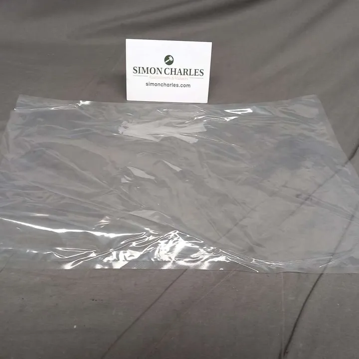 LARGE QUANTITY OF VACUUM SEALING BAGS 4881478Simon Charles Auctioneers