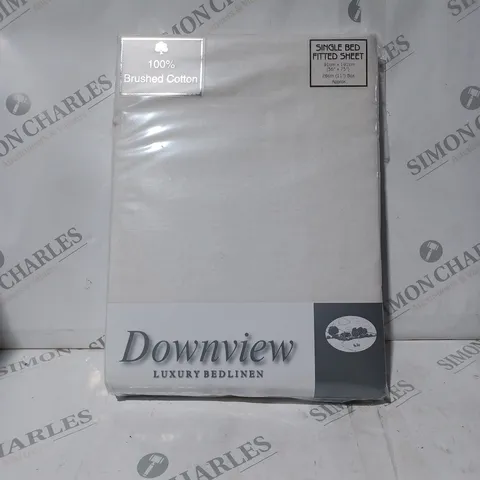 DOWNVIEW SINGLE BED FITTED SHEET IN WHITE 91X191CM