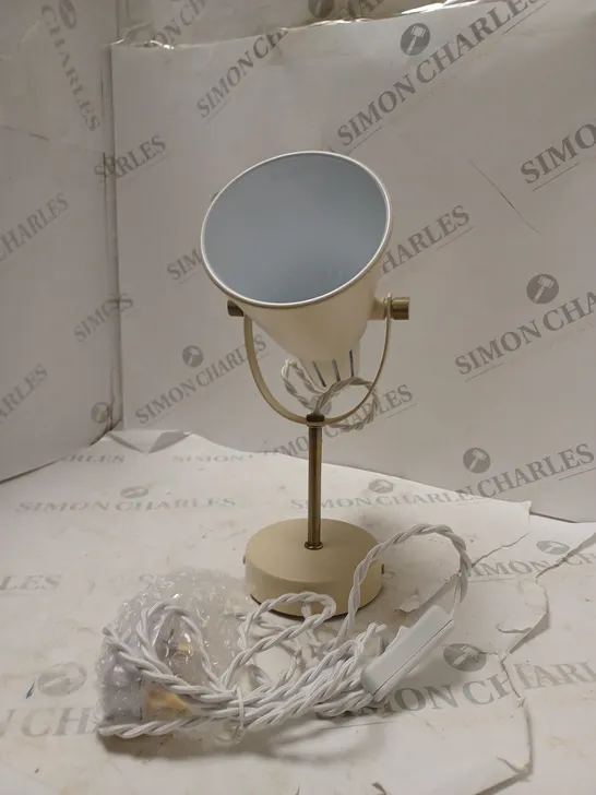 THOMAS & FRANKS ARTHUR METAL WALL LIGHT - MATT CREAM