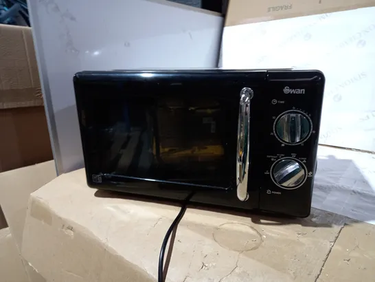 SWAN SM22080B 20L MANUAL MICROWAVE BLACK RRP £57.99