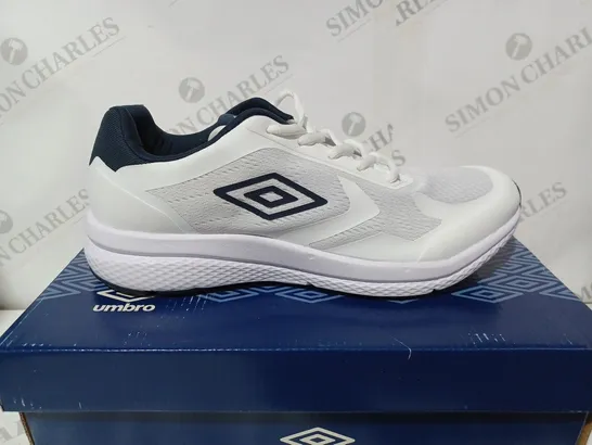 UMBRO MENS RISPONSA SHOES - UK 10