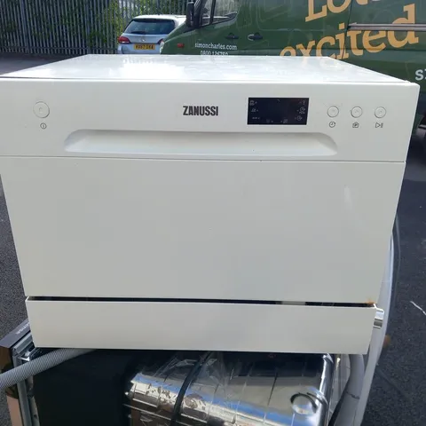 ZANUSSI ZDM1730WA TABLE TOP DISHWASHER