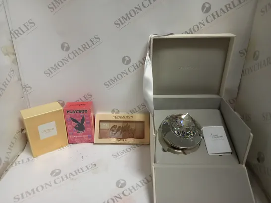 BOX OF APPROX 20 ASSORTED HEALTH AND BEAUTY ITEMS TO INCLUDE - SWAROVSKI AURA 30ML - ELIZABETH ARDEN UNTOLD ABSOLU - PLAYBOY #GENERATION ECT