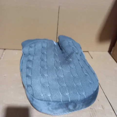 HOMEDICS COSY FOOT WARMER 