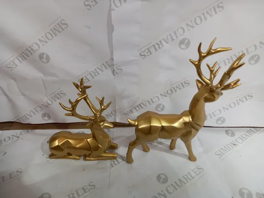 2 PIECE CHRISTMAS REINDEER FIGURINES