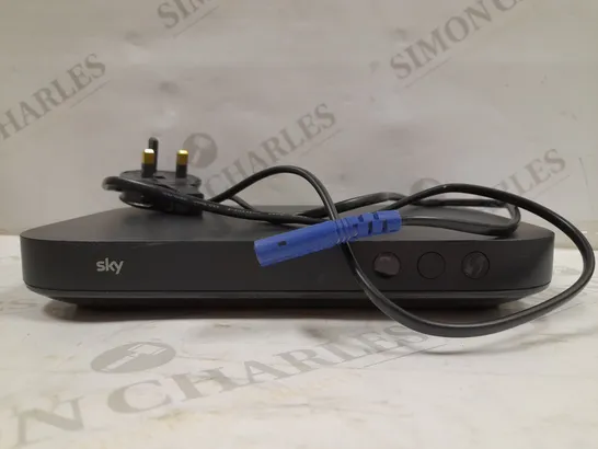 SKY BOX EM150