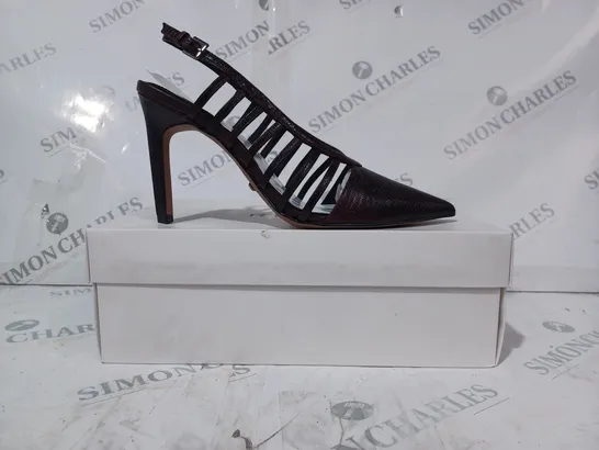 BOXED PAIR OF REISS DAPHNE SLINGBACK HEELS IN POMEGRANATE EU SIZE 39