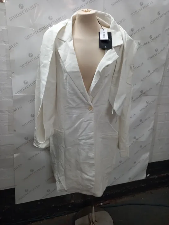 4TH RECKLEES WHITE BLAZER DRESS - UK 24