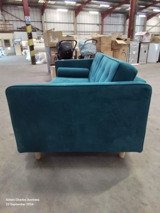 QUALITY CRUSHED VELVET UPHOLSTERED TEAL 2 SEATER SOFA