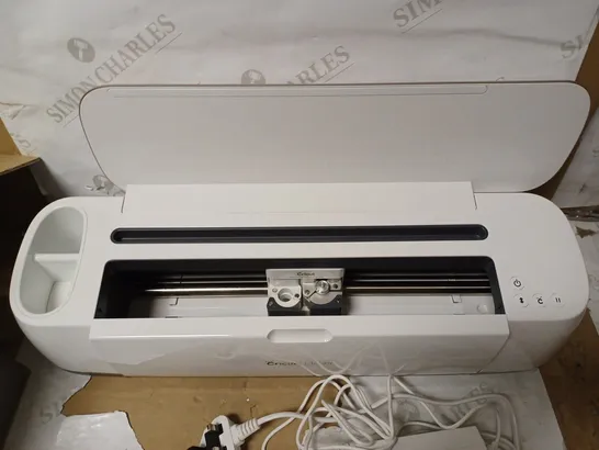 CRICUT MAKER SMART CUTTING MACHINE