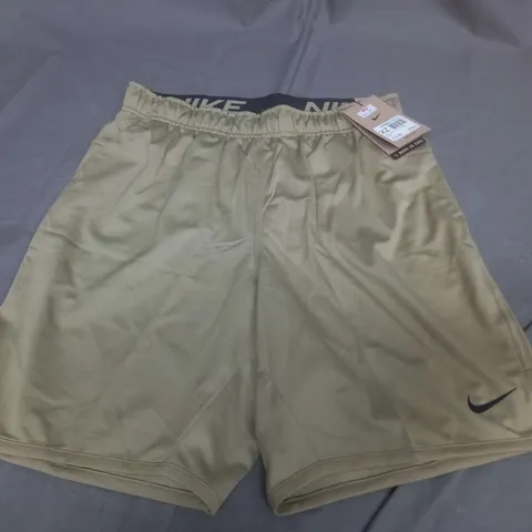 NIKE TOTALITY SHORTS - OLIVE