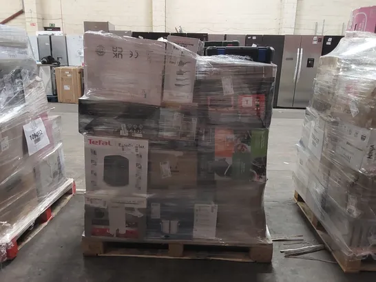 PALLET OF APPROXIMATELY 28 UNPROCESSED RAW RETURN HOUSEHOLD AND ELECTRICAL GOODS TO INCLUDE;