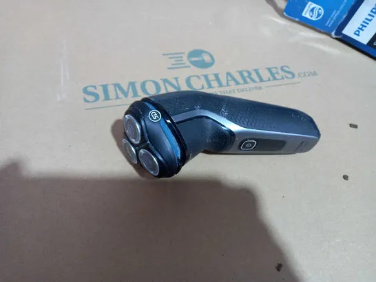 PHILLIPS SHAVER 3000