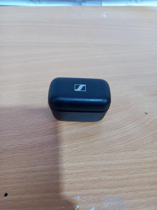 SENNHEISER WIRELESS EARPHONES, BLACK 